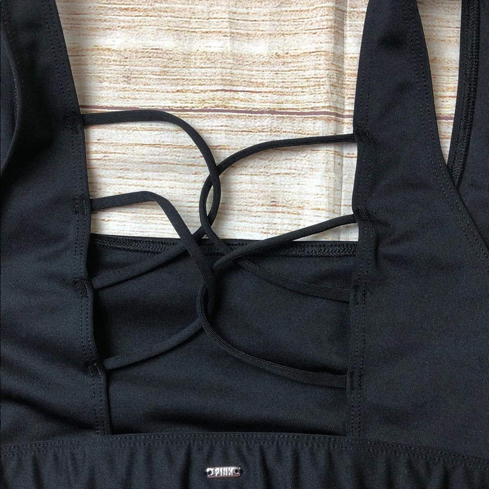 PINK Victoria’s Secret gym 2 swim square neck top 💚‎